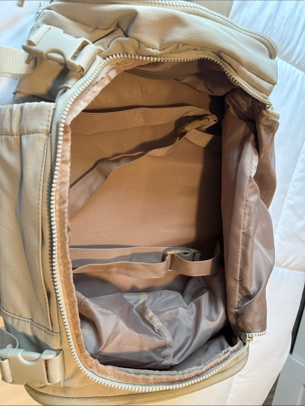 Versatile Beige Women's Travel Backpack - 28L - Picture 11 of 13